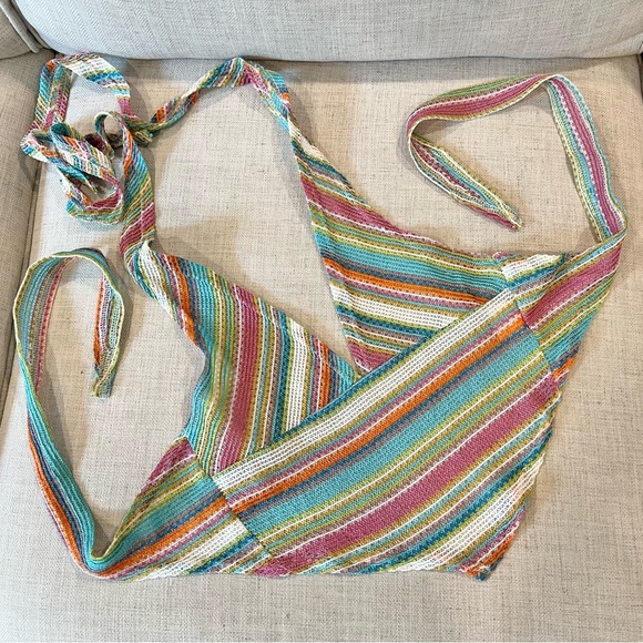 Halter Top - Picture 2 of 7